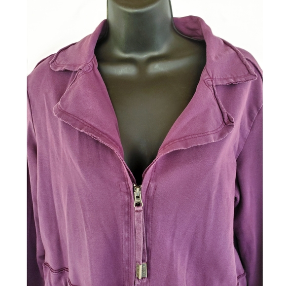 Lolë▪️Collared Zip Up Jacket in Purple - Picture 2 of 8